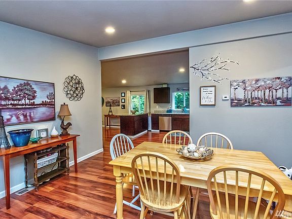 5th image of 3642 SE Engledow Ln
