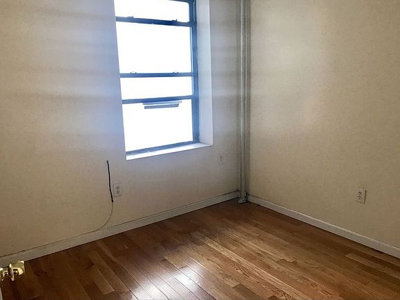 4th image of 1771 1st Ave APT 17