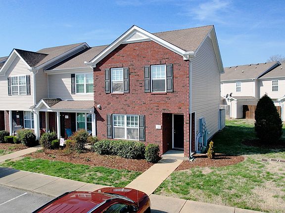 4th image of 138 Oak Valley Cir