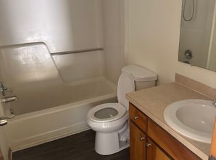 19450 Manchester Dr UNIT 14, Bristol, VA 24202