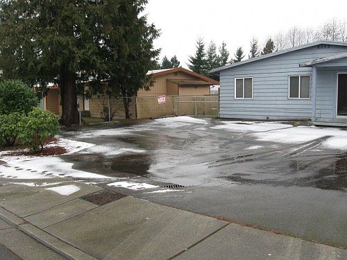 2nd image of 10132 1st Pl W