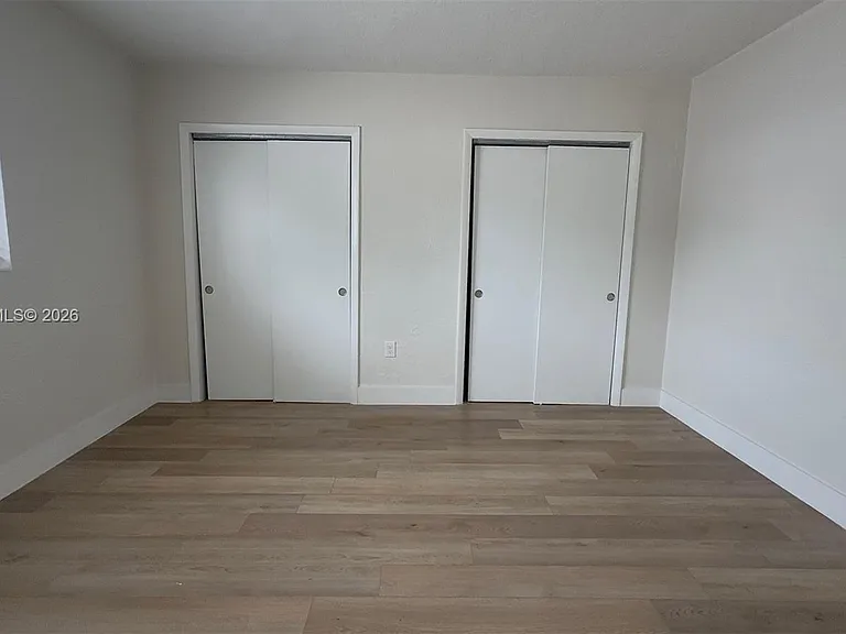 805 W 30th St #10 — Photo 13