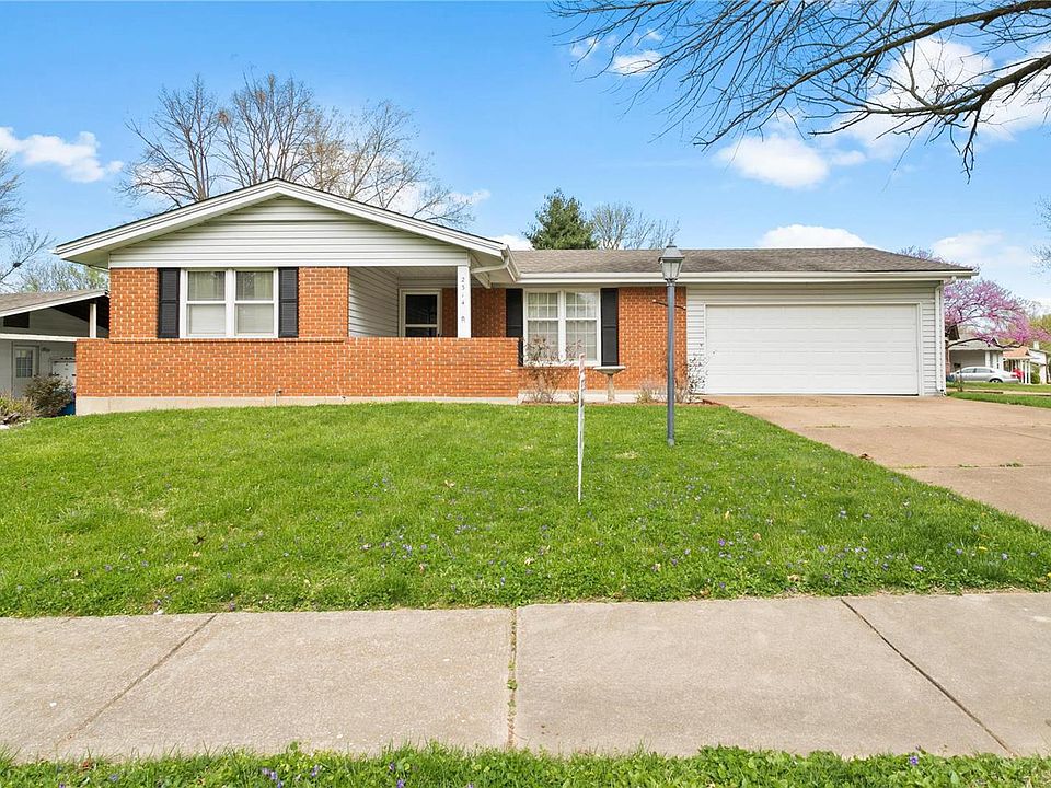 1st image of 2314 Wesglen Estates Dr