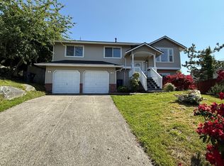 6812 58th St NE #A, Marysville, WA 98270