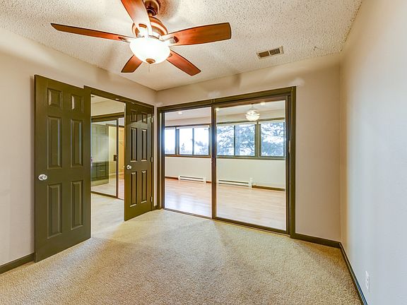 1536 Bradley Bedroom