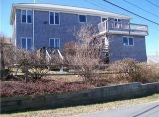 52 Follett Rd, Narragansett, RI 02882