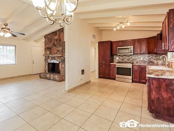 4th image of 302 W Missouri St