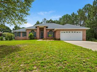 1854 Seahawk Ln, Navarre, FL 32566