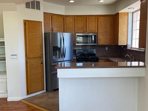 3rd image of 467 Cascadita Ter
