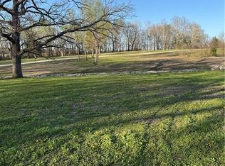 14781 Evening Star Rd, Eudora, KS 66025
