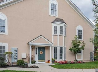 33 Birchwood Ln, North Haledon, NJ 07508