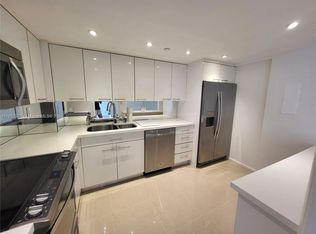 1000 Quayside Ter, Miami, FL 33138