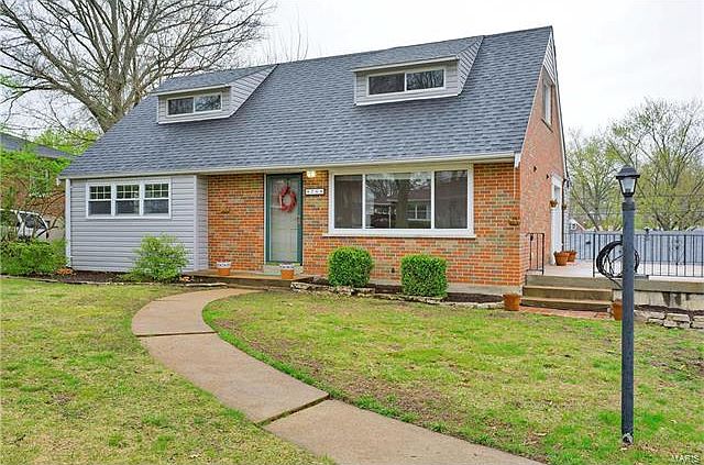 1st image of 8768 Del Vista Dr