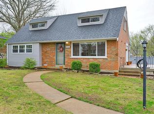 8768 Del Vista Dr, Saint Louis, MO