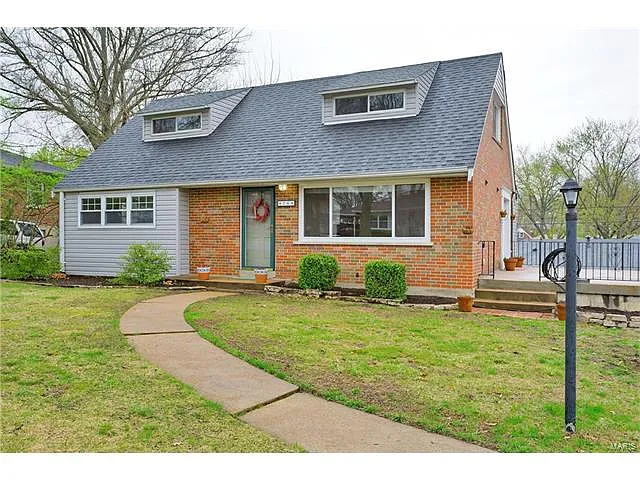 8768 Del Vista Dr photo 1