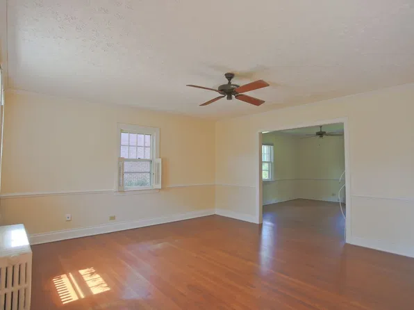 1017 Locust Ave, Charlottesville, VA 22901