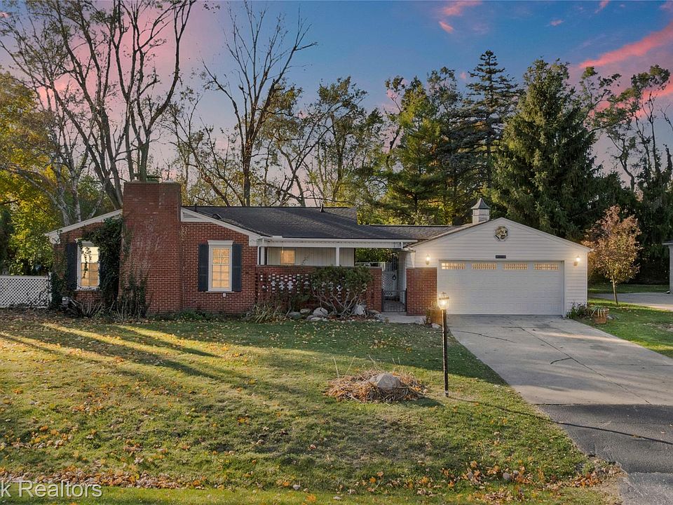 1st image of 2724 Alveston Dr