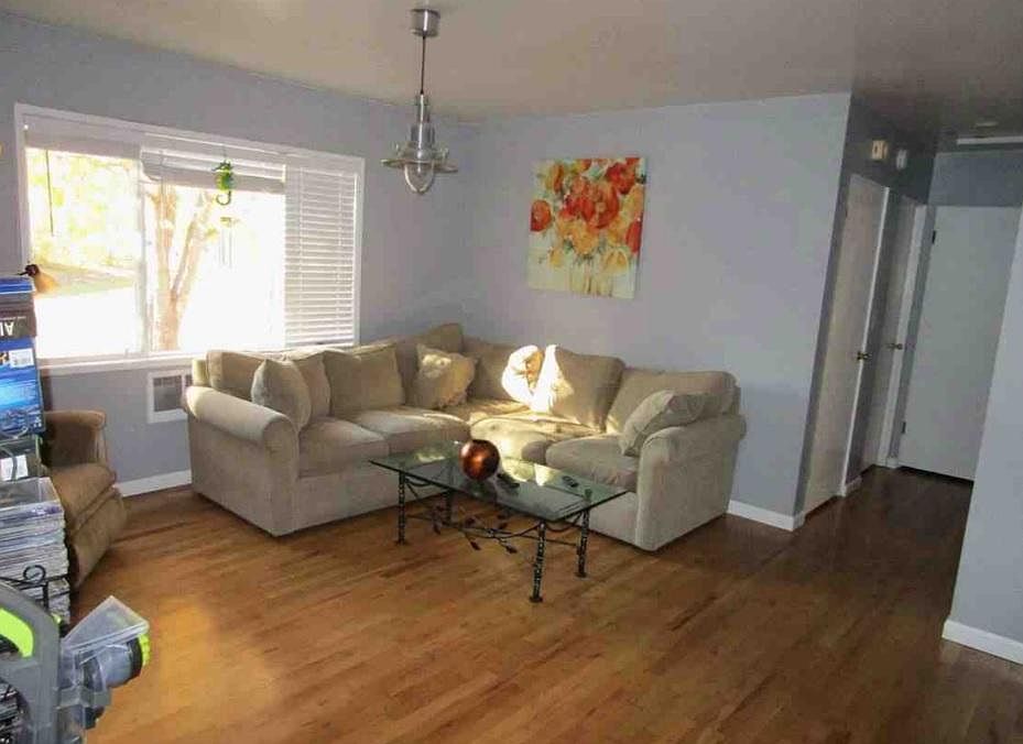 2nd image of 5220 SW Franklin Ave APT 3