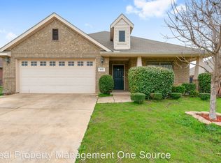 939 Mazatlan Dr, Arlington, TX 76002