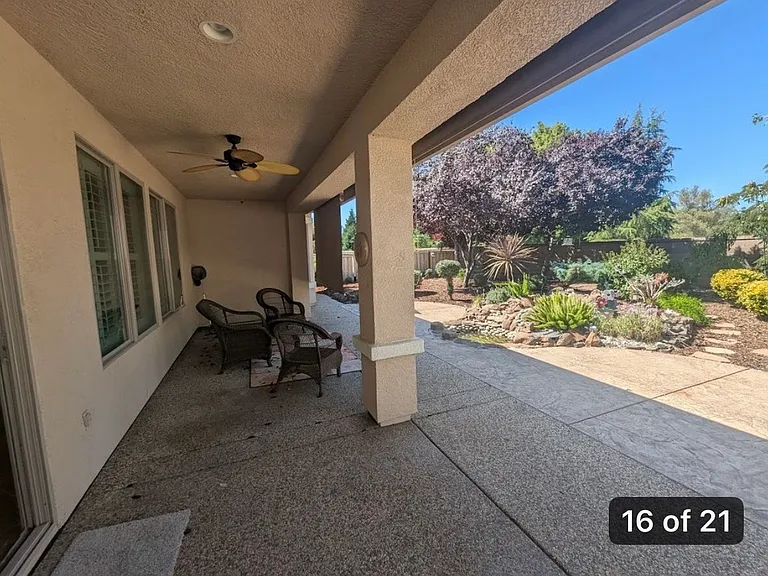 884 Wagon Wheel Ln — Photo 11