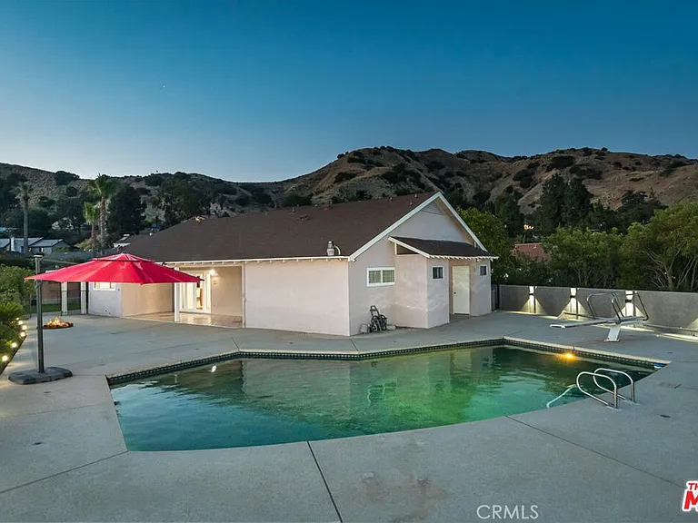 8471 Vine Valley Dr — Photo 19