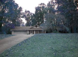 729 Carriage Dr, Sandy Springs, GA 30328