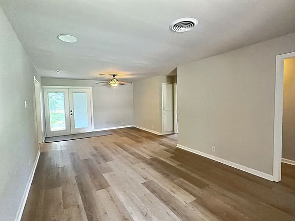 2nd image of 111 Doris Dr