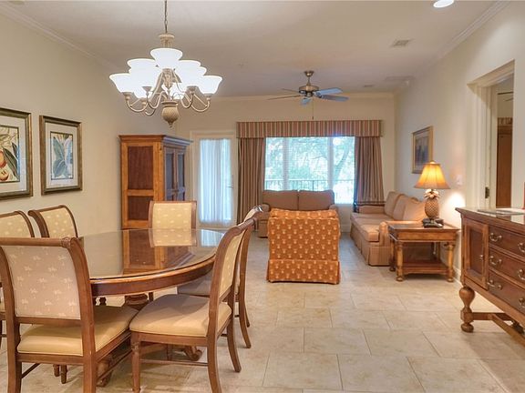 2nd image of 2519/2520 Boxwood Ln #2519/0