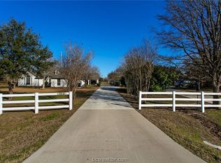 1841 Arrington Rd, College Station, TX 77845