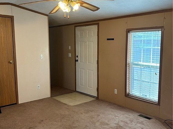 4th image of 167 Paradise Blvd