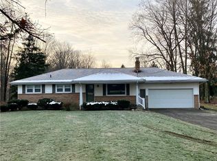 6881 Columbiana New Castle Rd, New Middletown, OH 44442