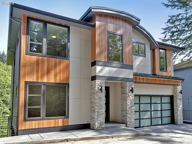 3125 SW Champlain Dr