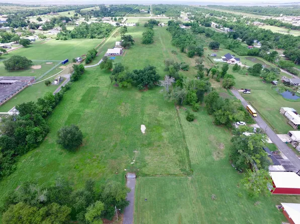 W 155th St, Galliano, LA 70354