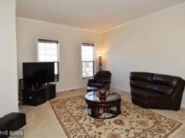 22592 Parkland Farms Ter, Ashburn, VA 20148