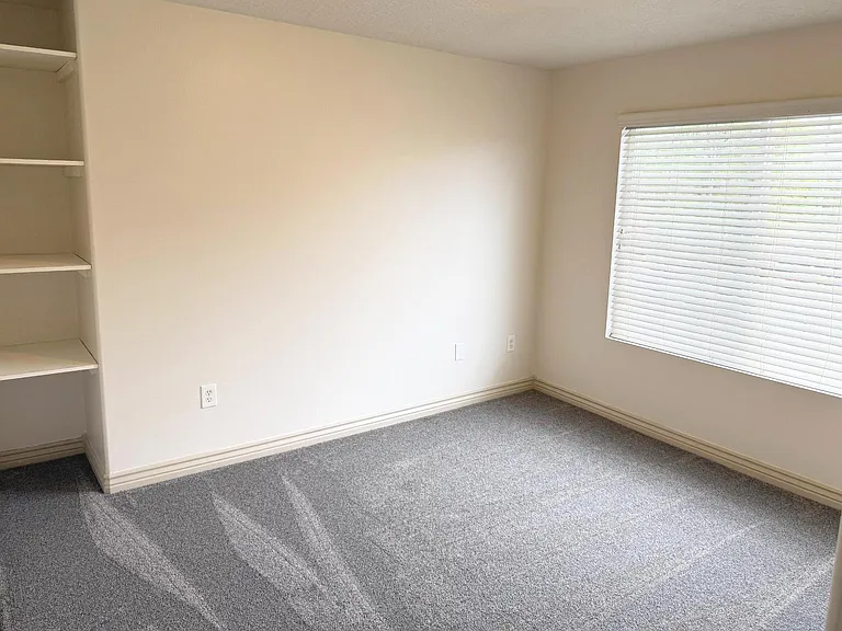 1261 W Dallin Dr #P302 — Photo 11