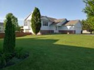 4224 Lindsey Dr, Manhattan, KS 66502