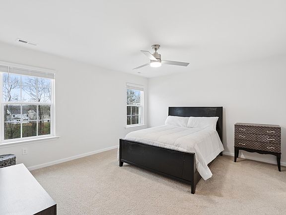 5th image of 131 River Bank Rd