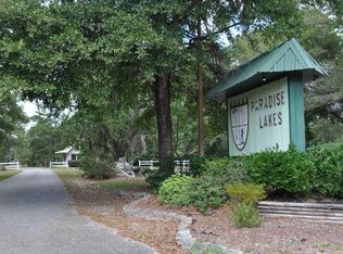 2830 Paradise Lakes Rd, Chipley, FL 32428