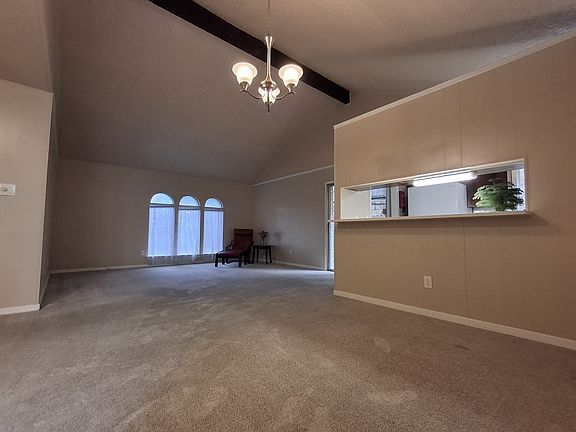 3rd image of 3406 S Oak Dr