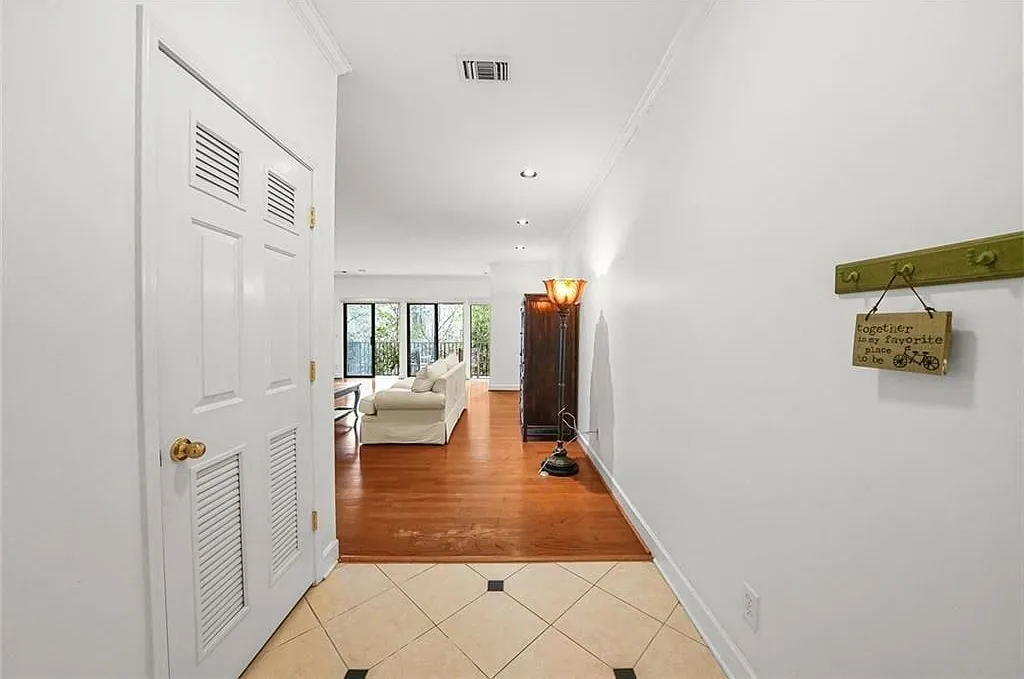 2 bed, 3.0 bath, 1730 sqft, $2,750 — Photo 4