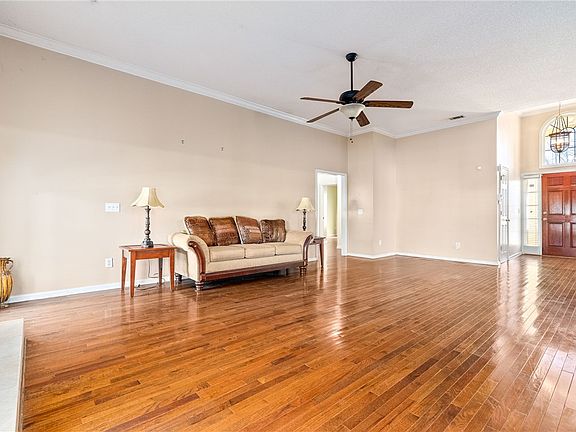 5th image of 2016 Autrey St