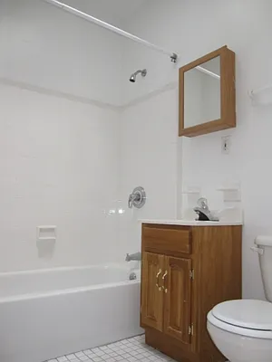 Rented by MNS | media 10