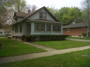 703 Orange St, Elgin, IL 60123