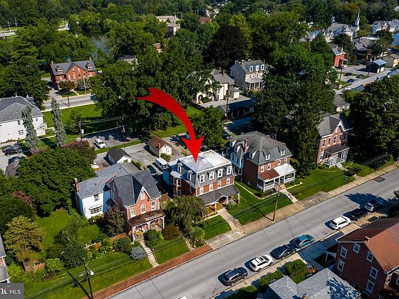 2nd image of 315 Washington Ave