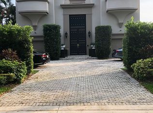 130 S Hibiscus Dr, Miami Beach, FL 33139