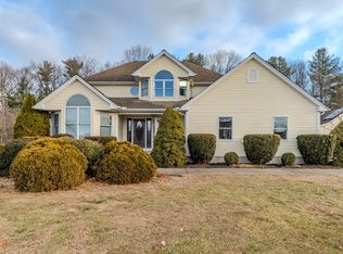 95 Gunn Rd, Southampton, MA 01073
