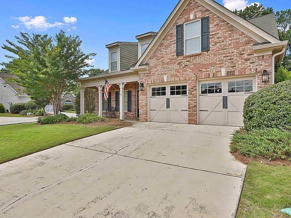 4th image of 1101 Pebble Creek Lane