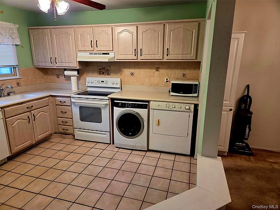 3rd image of 650 Newbridge Road #36