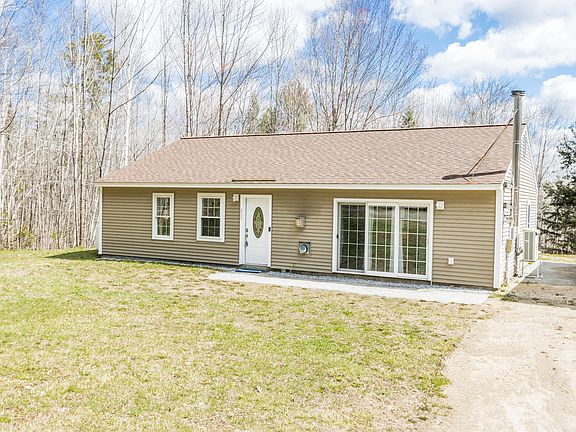 5th image of 829 Bridgton Road