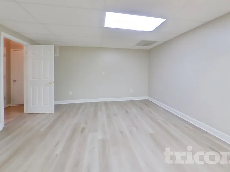 52 Spencer Ct — Photo 14
